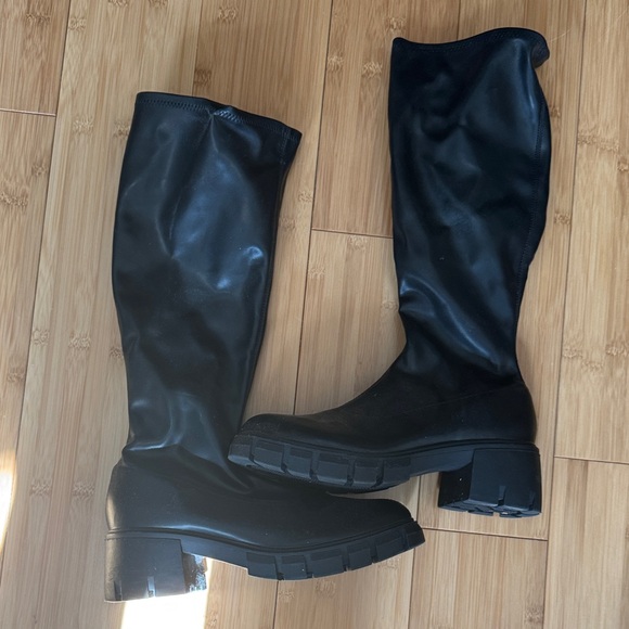 Madden Girl Hart Boots Knee High Lug Sole Boots - Picture 1 of 6